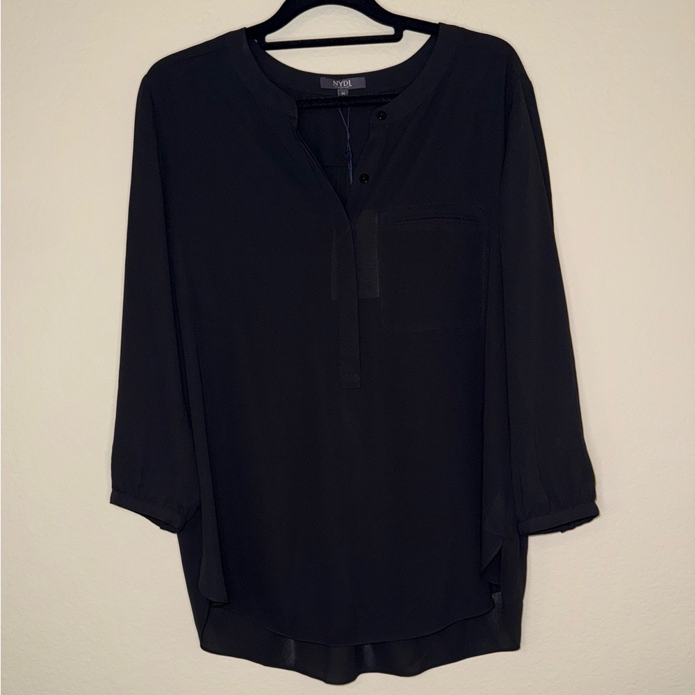 NWT NYDJ Black Pintuck Top